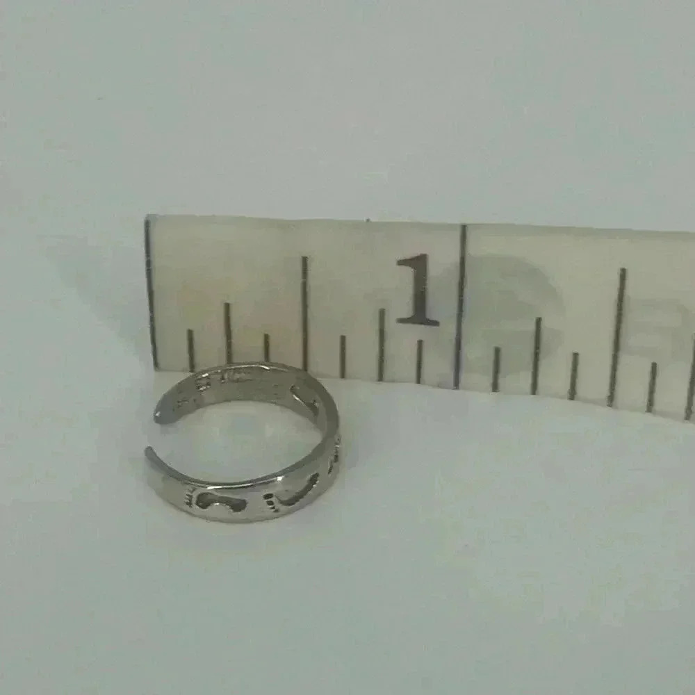 925 TOE RING XS STAMPED STERLING SILVER FOOT PRINTS BEACH INSPIRED - Picture 3 of 10